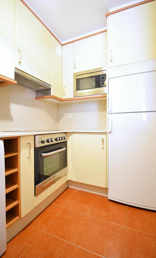 Galihost - Apartamento Con Piscina En El Centro De Sanxenxo Luaran gambar