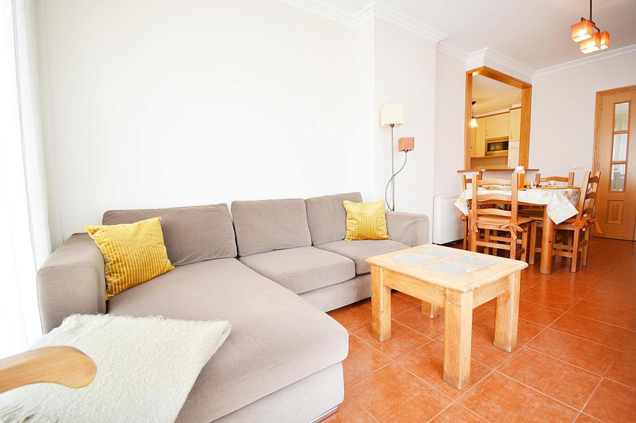 Galihost - Apartamento Con Piscina En El Centro De Sanxenxo Luaran gambar