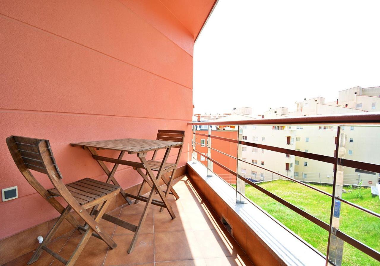Galihost - Apartamento Con Piscina En El Centro De Sanxenxo Luaran gambar